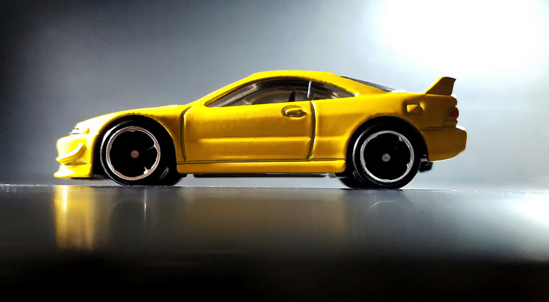 Illustration for article titled A yellow Honda